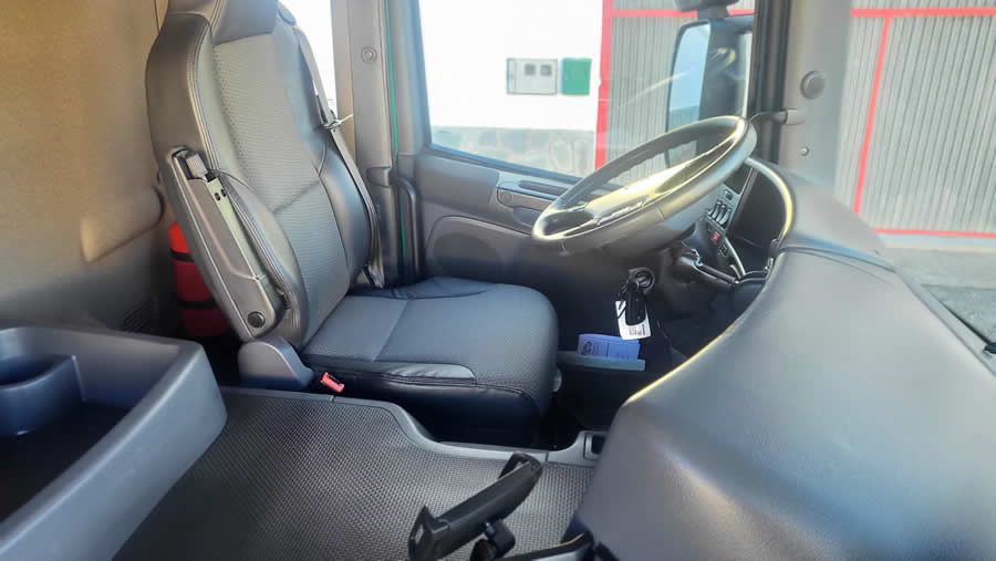 CAMIÓN SCANIA P320 scania320 2026 02 19 13