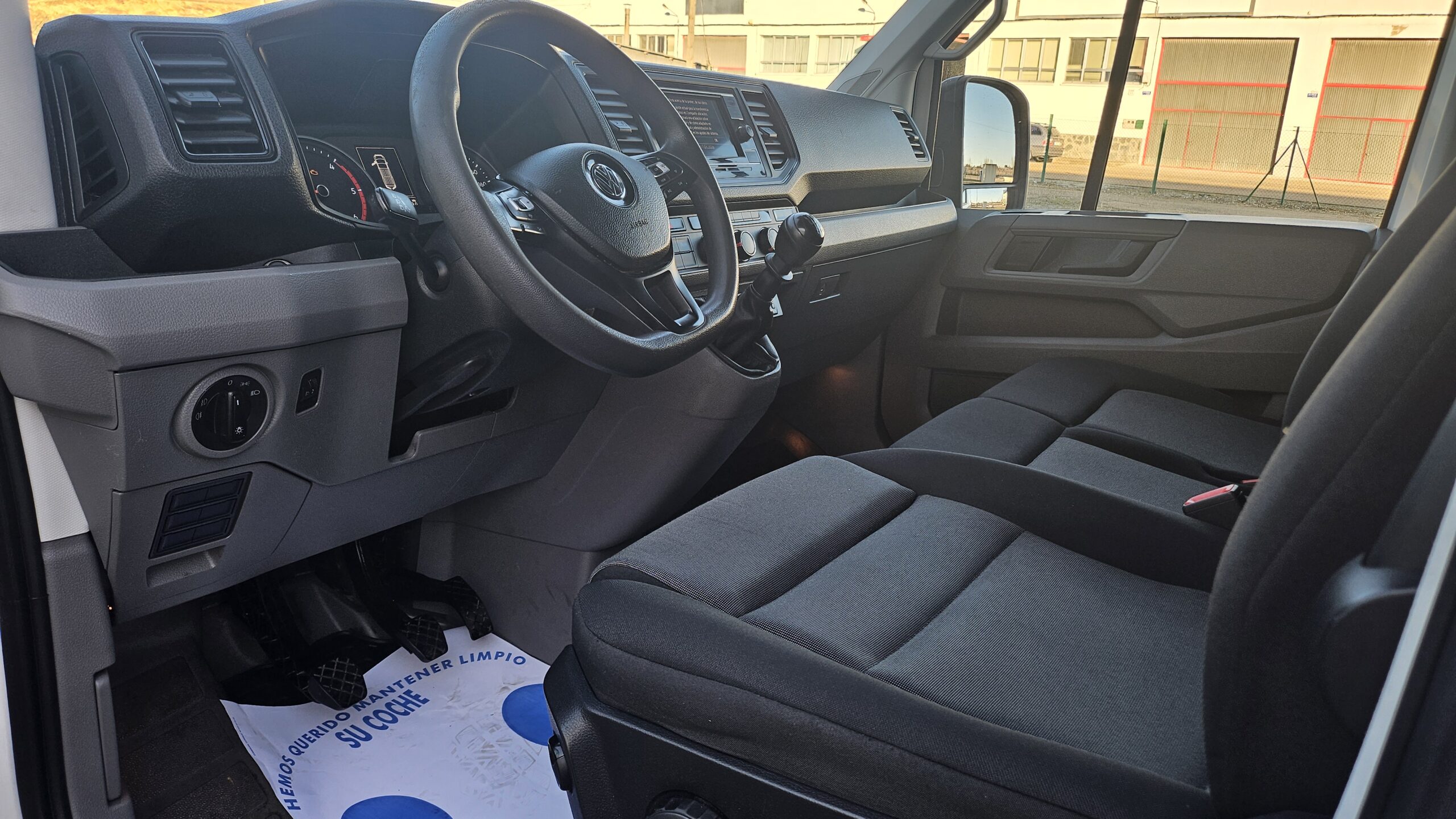 VOLKWAGEN CRAFTER FRIGO 20260317 181615